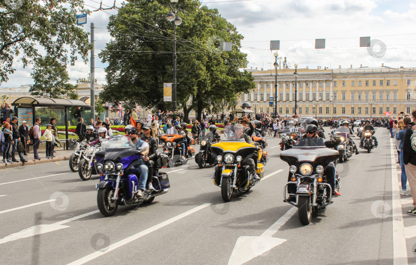 Скачать Парад Harley Davidson. фотосток Ozero