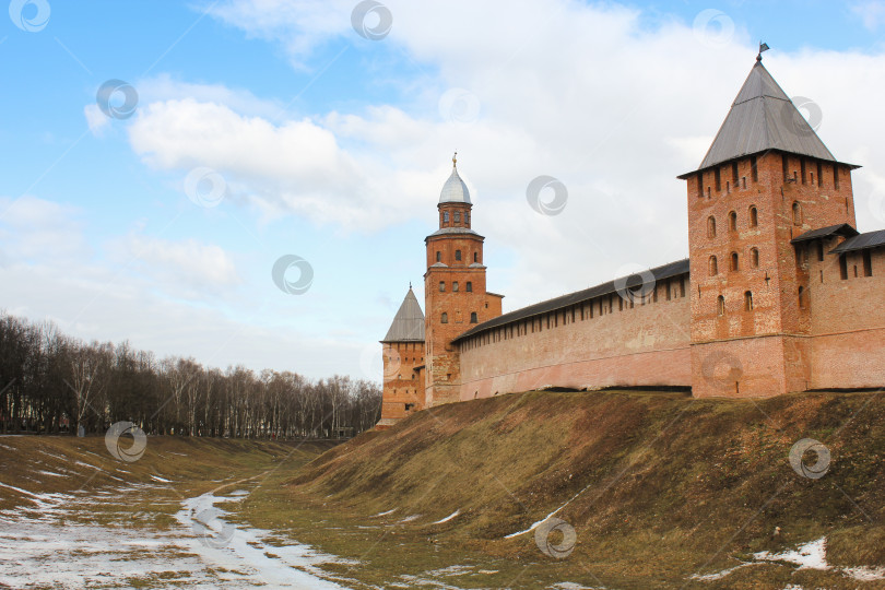 Скачать Сторожевая башня Кокуй и башня принцессы. фотосток Ozero