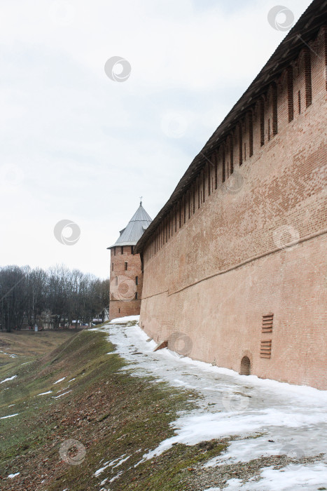 Скачать Стена Новгородского кремля. фотосток Ozero