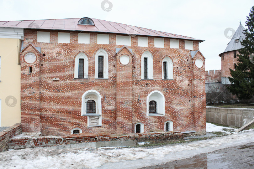 Скачать Часть отреставрированного здания. фотосток Ozero