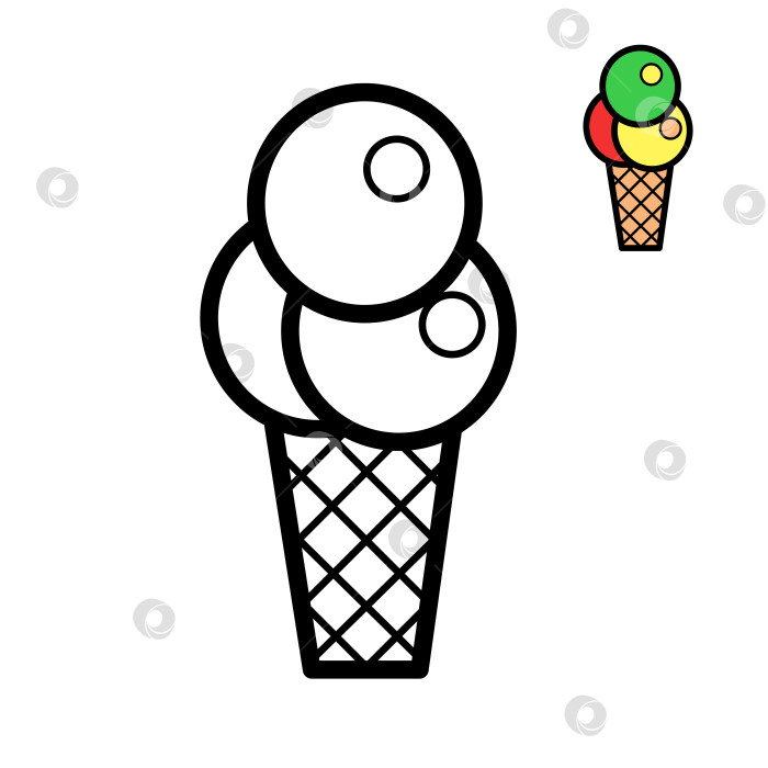 Скачать Вафельный стаканчик с тремя шариками мороженого, черно-белая линия, художественный значок. Страница книжки-раскраски для детей. Векторная иллюстрация летнего фаст-фуда для подарочной карты, флаера, баннера, значка, логотипа, нашивки, наклейки фотосток Ozero