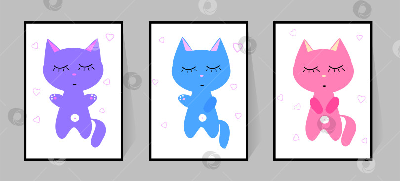 Скачать Три котенка с закрытыми глазами. Набор цветных плакатов. Милый мультяшный векторный персонаж декора детской спальни. Иллюстрация кошки, изолированная на белом фоне. Силуэты спящих зверей. Голубой, розовый, фиолетовый. фотосток Ozero