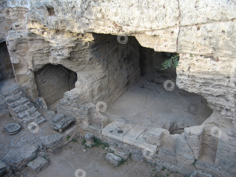 Скачать Древние катакомбы на Кипре. фотосток Ozero