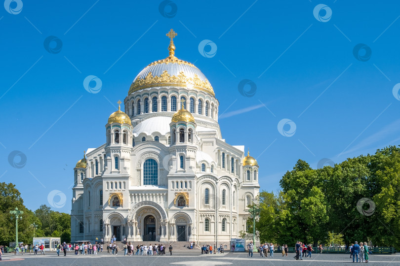 Скачать Вид на Кронштадтский Свято-Николаевский морской собор. фотосток Ozero