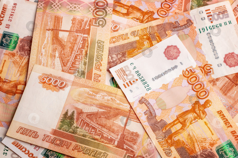Скачать Фон из банкнот в пять тысяч рублей. фотосток Ozero