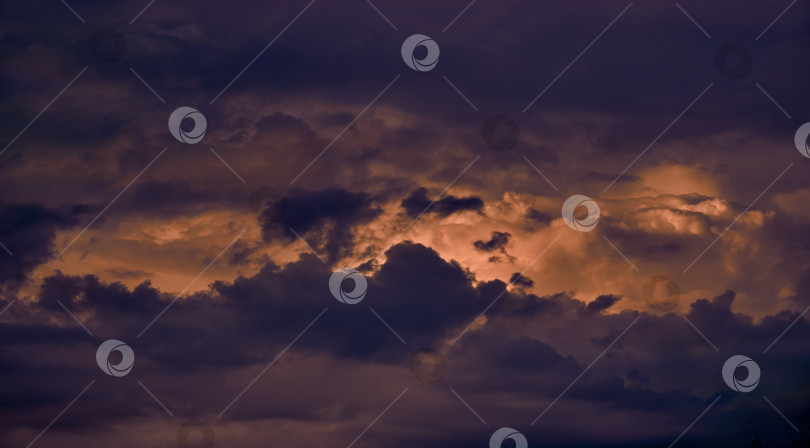 Скачать Закатное сумеречное небо фотосток Ozero