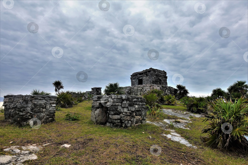 Скачать Руины древнего города майя Тулум. фотосток Ozero