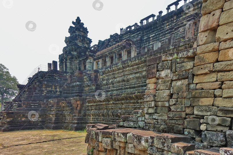 Скачать Руины древнего храма в Ангкоре. фотосток Ozero