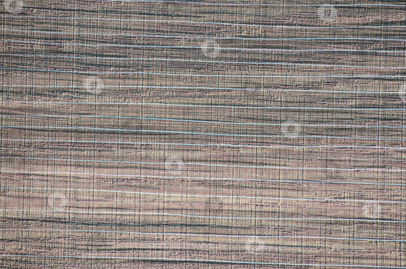 Скачать Полированная поверхность из темного натурального дерева, искусственно состаренная, со следами грубой обработки. фотосток Ozero