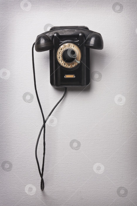 Скачать Старый черный телефон фотосток Ozero