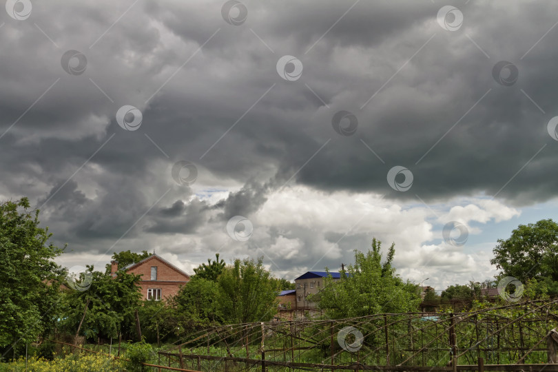 Скачать Приближающийся штормовой фронт фотосток Ozero