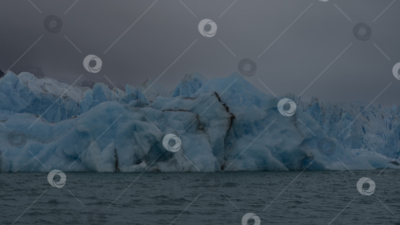 Скачать Ледник Перито-Морено. фотосток Ozero