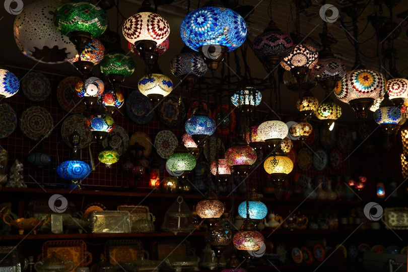 Скачать этнические фонарики в магазине восточных сувениров фотосток Ozero