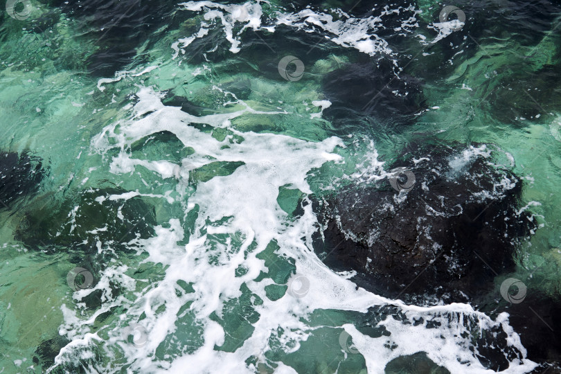 Скачать чистые прибрежные морские воды, вид сверху фотосток Ozero