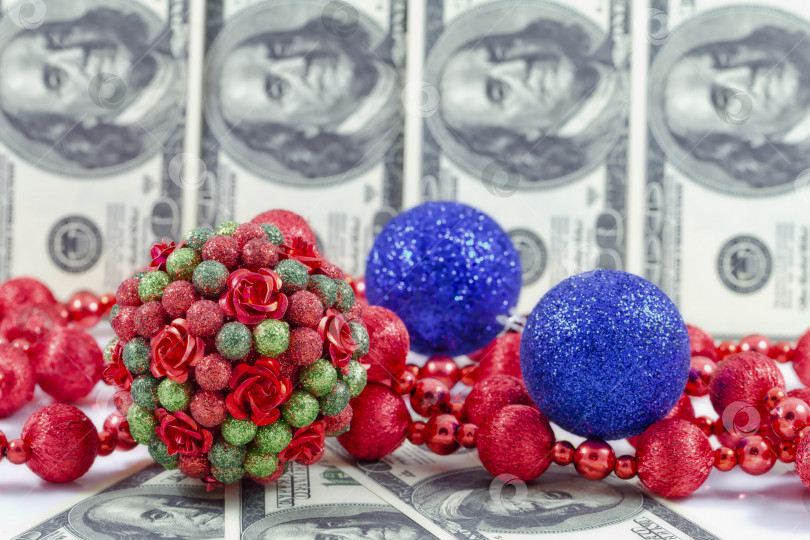 Скачать Концепция: стоимость рождественских подарков фотосток Ozero