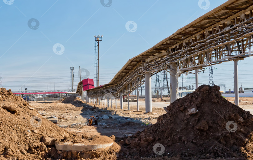 Скачать Кабельная стойка с новой крышей фотосток Ozero