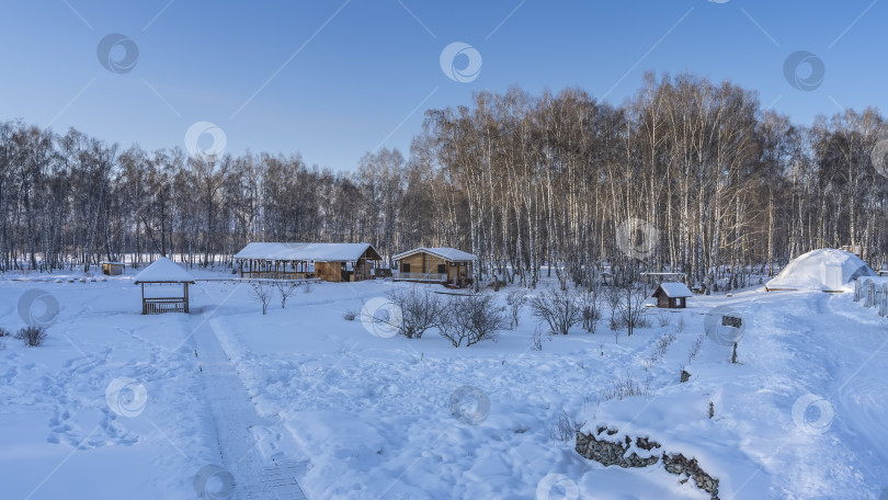Скачать Территория туристической базы зимой. фотосток Ozero