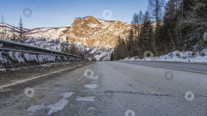 Скачать Прямое шоссе идет вперед фотосток Ozero