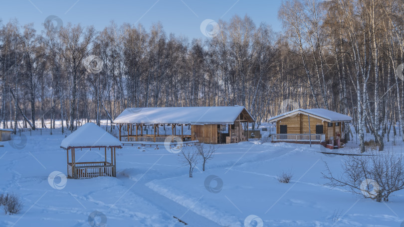 Скачать Территория туристической базы зимой. фотосток Ozero