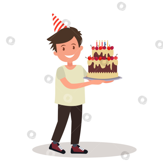 Скачать Детский день рождения. Мальчик держит в руках большой торт. фотосток Ozero