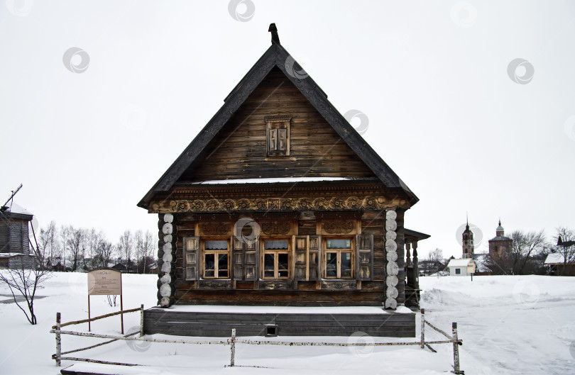 Скачать Старый деревенский дом. фотосток Ozero