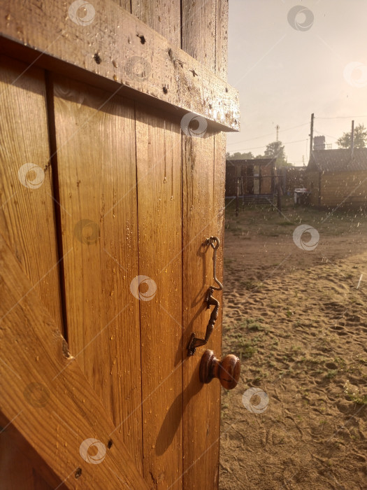 Дверь крестьянская, глухая, с коробкой 1800*800 мм