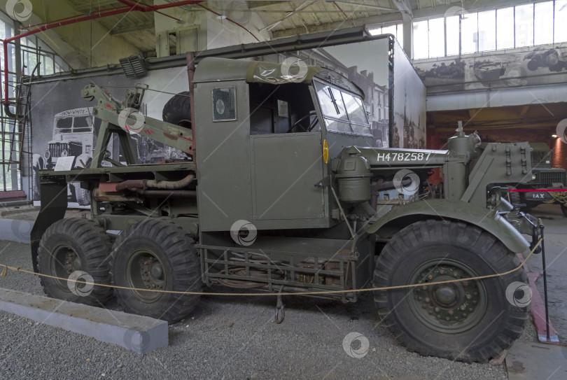 Скачать Автоцистерна-эвакуатор Scammell Poineer SV/2S. Англия, 1942 год. фотосток Ozero