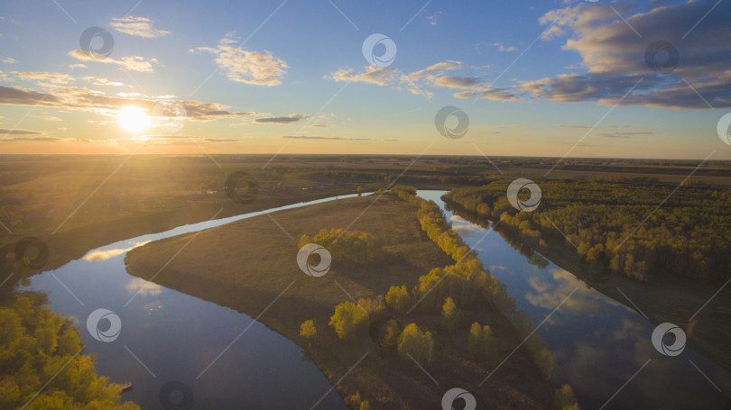 Скачать Деревенский пейзаж фотосток Ozero