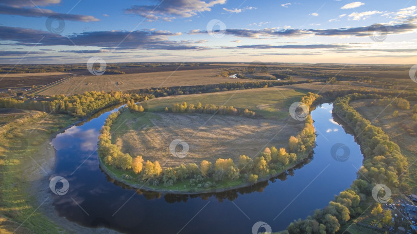 Скачать Деревенский пейзаж фотосток Ozero