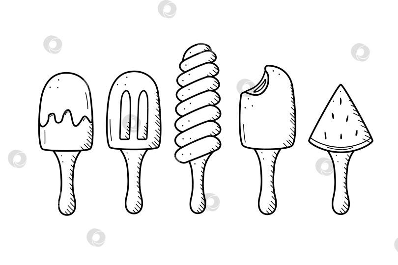 Скачать Набор каракулевых значков с мороженым и ягодами. Векторная иллюстрация летних десертов - фруктовое мороженое на палочке. фотосток Ozero