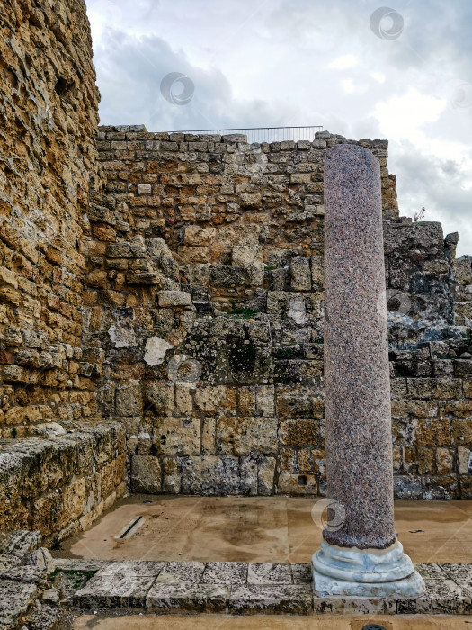 Скачать Руины в Кесарии Приморской фотосток Ozero