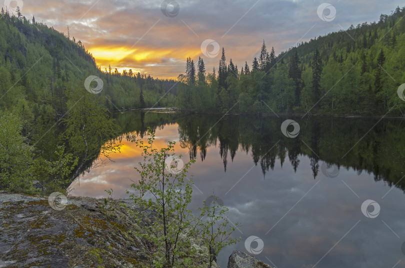 Скачать Полярная ночь на широте Полярного круга. фотосток Ozero