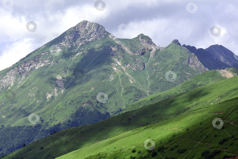 Скачать Горные пейзажи фотосток Ozero