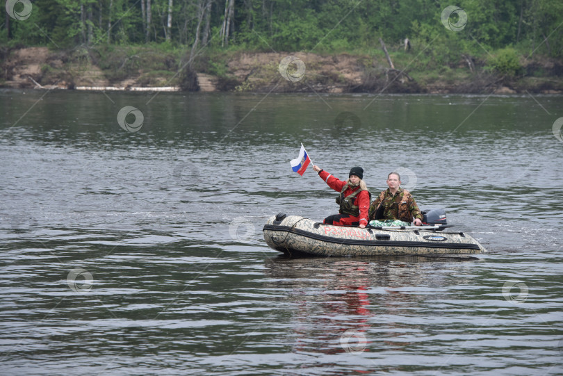 Скачать Россияне на отдыхе фотосток Ozero