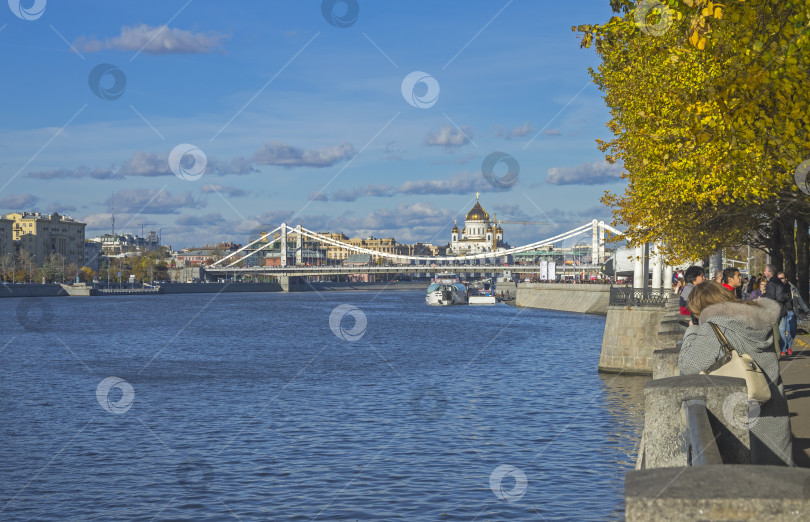 Скачать Набережная Москвы-реки. фотосток Ozero