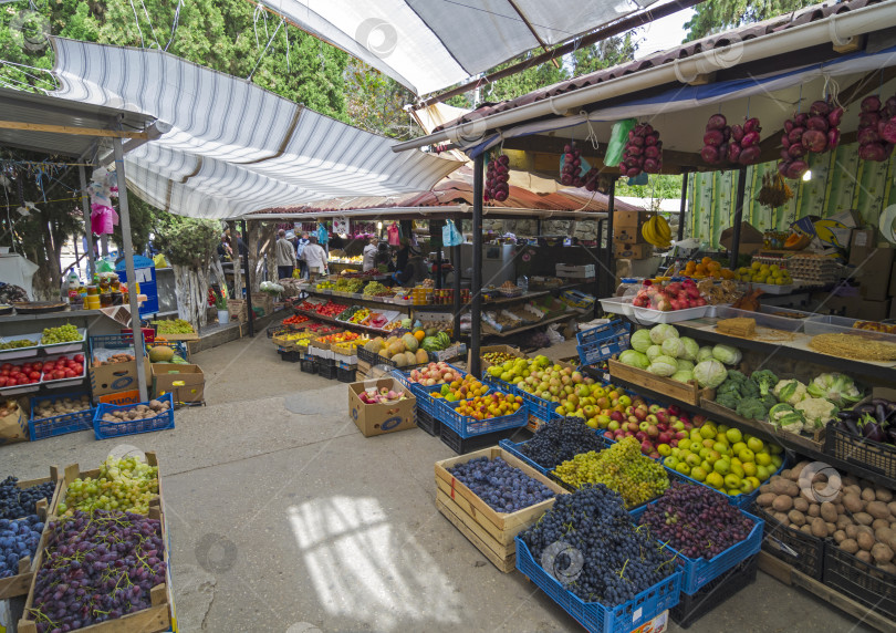 Скачать Небольшой рынок в Крыму. фотосток Ozero