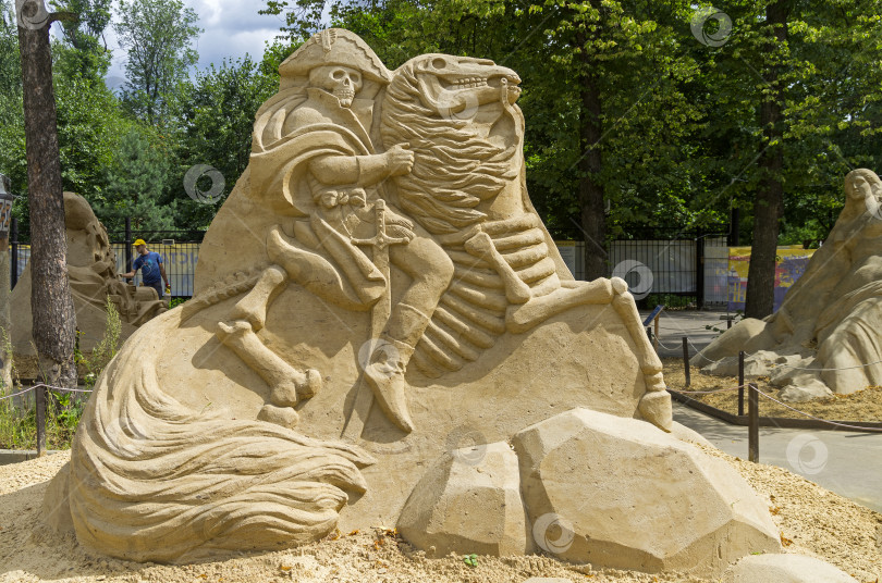 Скачать Песчаная скульптура "Наполеон" (обратная сторона) фотосток Ozero