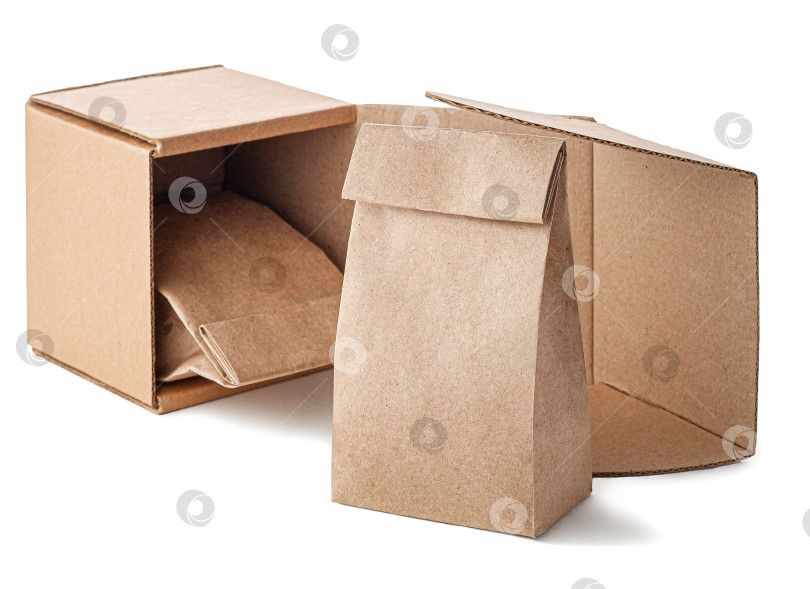 Скачать Набор бумажных пакетов для сыпучих продуктов из крафт-бумаги и коробок фотосток Ozero