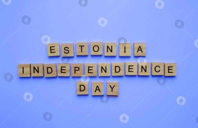 Скачать 20 августа, День восстановления независимости Эстонии, минималистичный ба фотосток Ozero