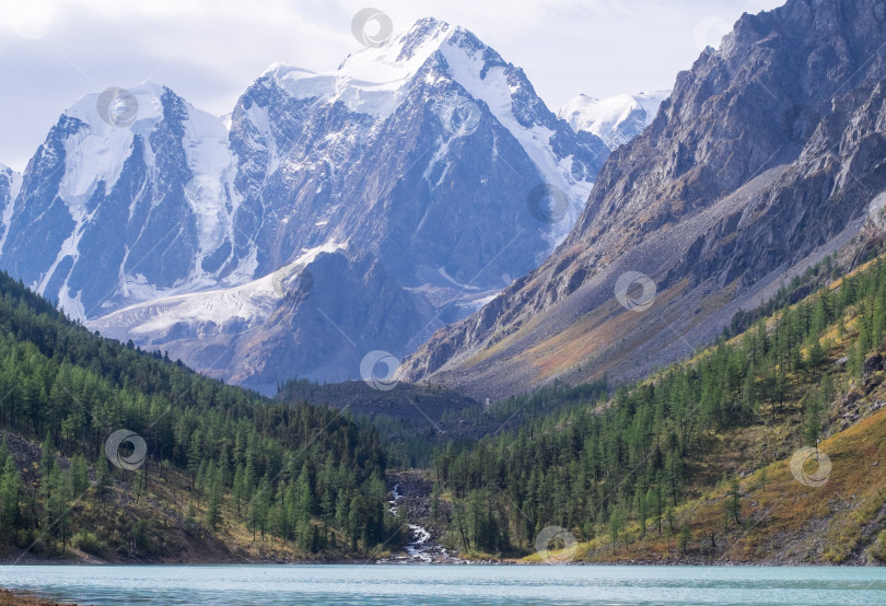 Скачать горный пейзаж фотосток Ozero