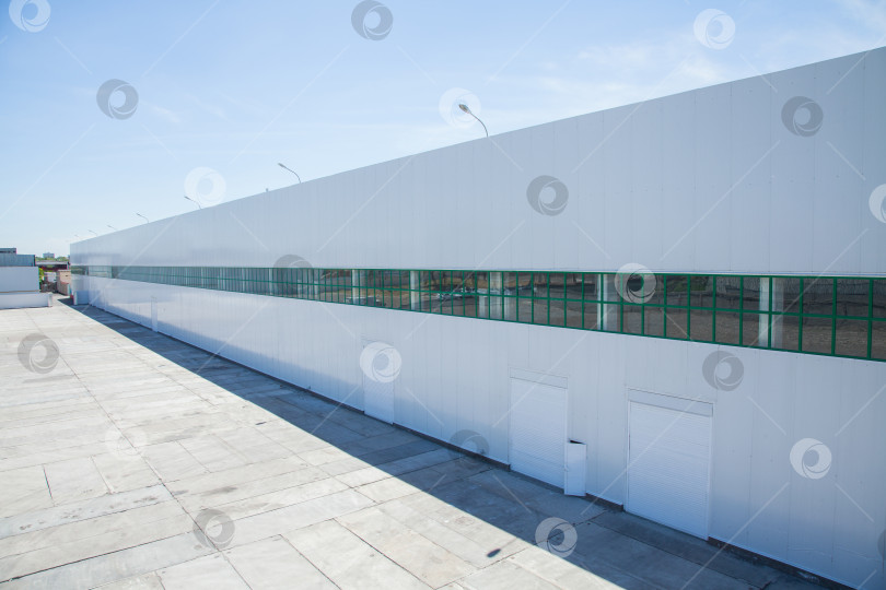Скачать фасад промышленного здания и склада фотосток Ozero