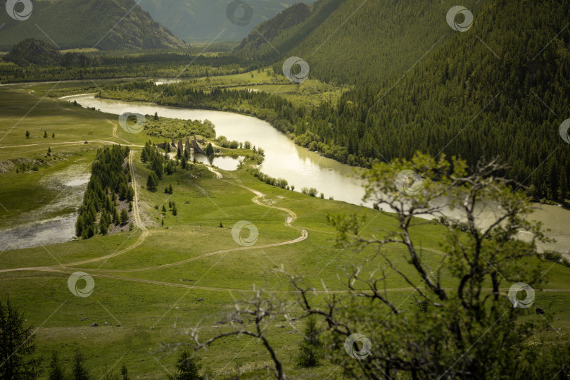 Скачать Алтайская долина с гидроэлектростанцией на реке Чуя фотосток Ozero