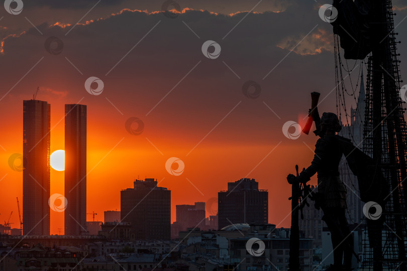 Скачать закат солнца в российской столице фотосток Ozero