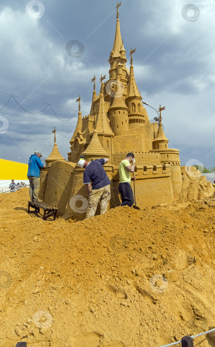 Скачать Композиция "Замок спящей красавицы". фотосток Ozero