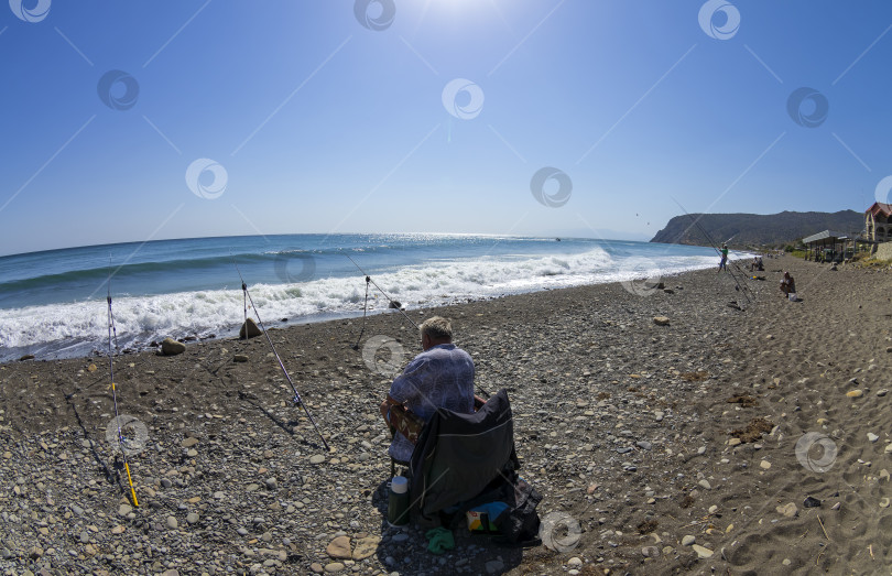 Скачать Морская рыбалка в Крыму. фотосток Ozero