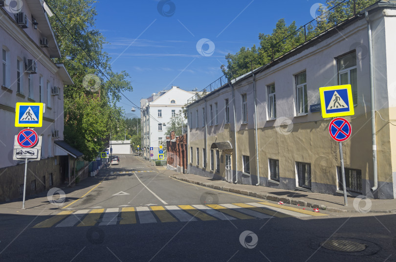 Скачать Старинные здания в центре Москвы. фотосток Ozero
