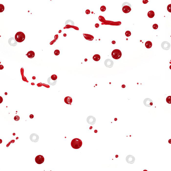Скачать Бесшовный узор: капли красной жидкости (кровь, лак для ногтей, кетчуп, заправка), выделенные на белом фоне фотосток Ozero