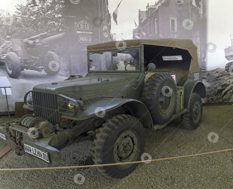 Скачать Командирский автомобиль Dodge WC-56, 1943 год, США. фотосток Ozero