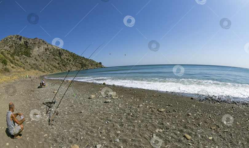 Скачать Морская рыбалка в Крыму. фотосток Ozero