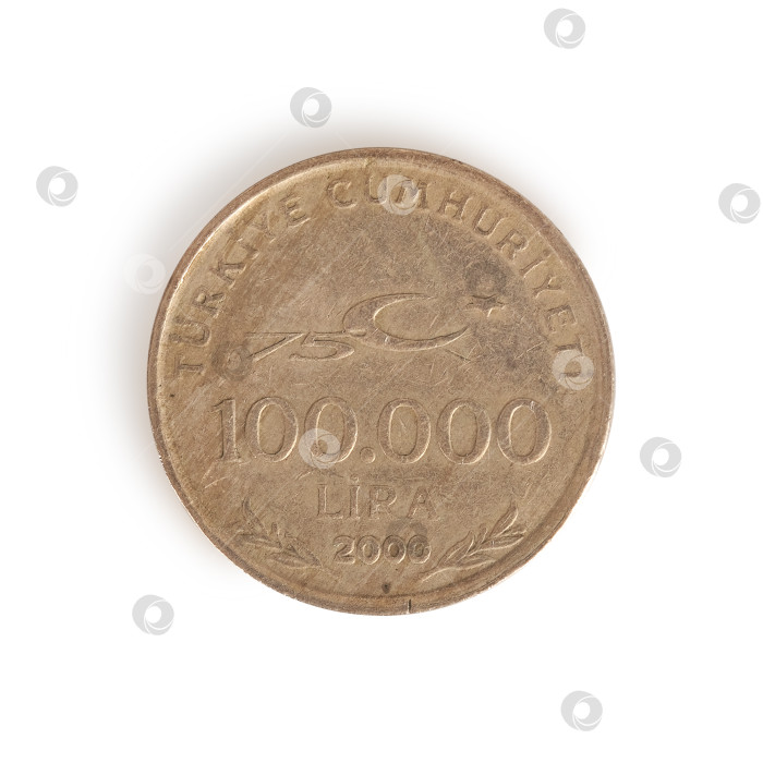 Скачать Турецкая монета номиналом 100 тысяч турецких лир. Надпись на турецком языке означает "100 тысяч лир" по-английски. Элемент дизайна с контуром отсечения фотосток Ozero